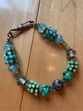 Blue green glass bead bracelet